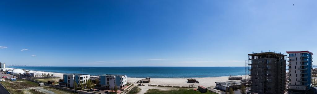 Oasis By The Sea - Summerland Apartment Mamaia Esterno foto