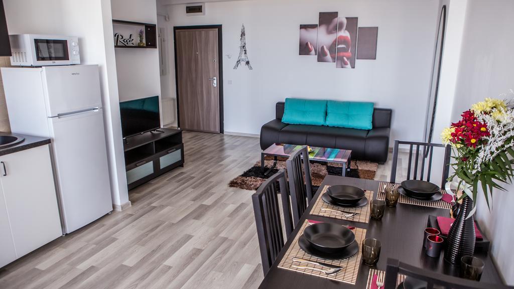 Oasis By The Sea - Summerland Apartment Mamaia Esterno foto